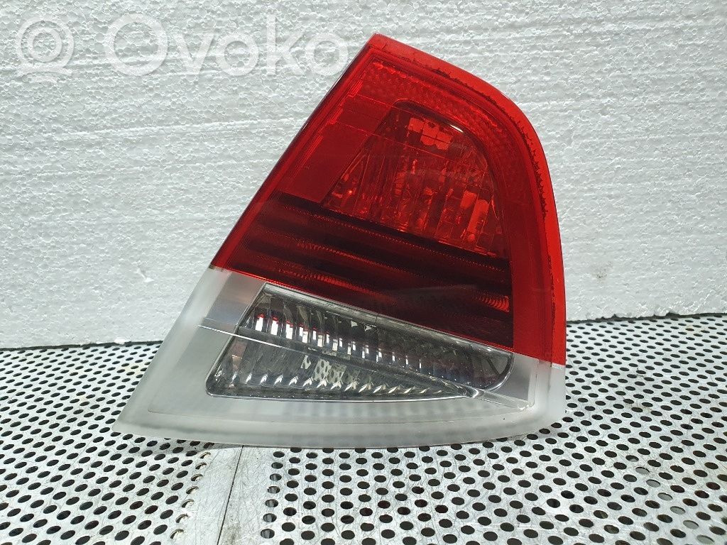 Rear/tail lights   6937460,6937460