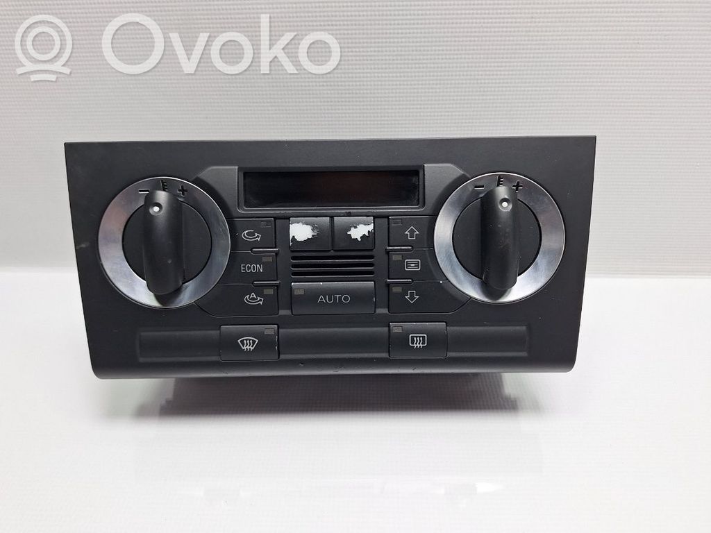 Audi A3 S3 A3 Sportback 8P Climate control unit 