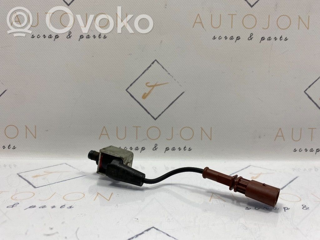 Sensor   04L907284,04L907284