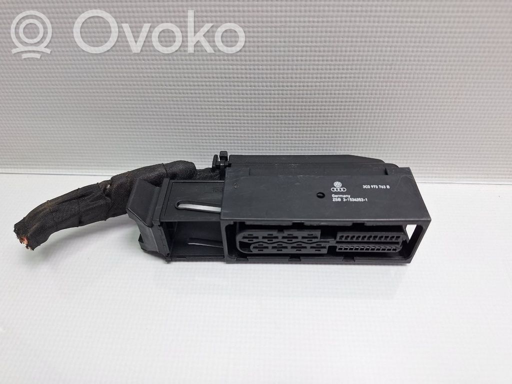 Volkswagen PASSAT CC Mazo de cables 