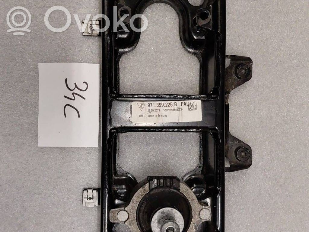 Engine mounting bracket   971399225B,27092023