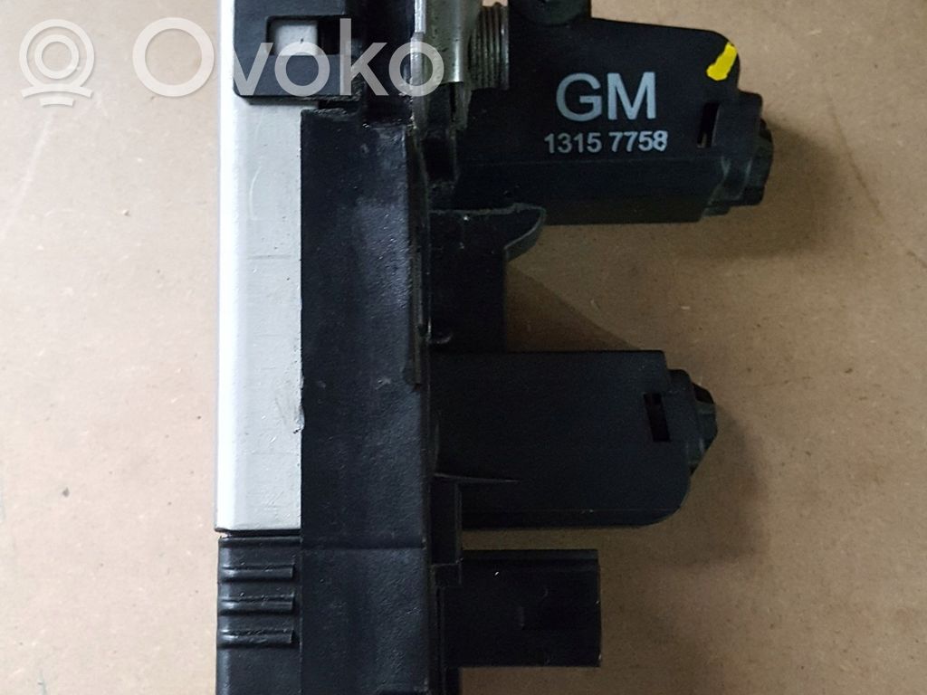Opel Vectra C Rear door lock 