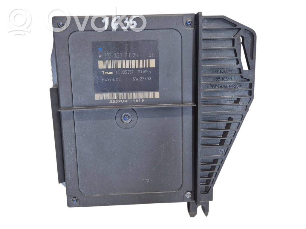 Chrysler Crossfire Central body control module 