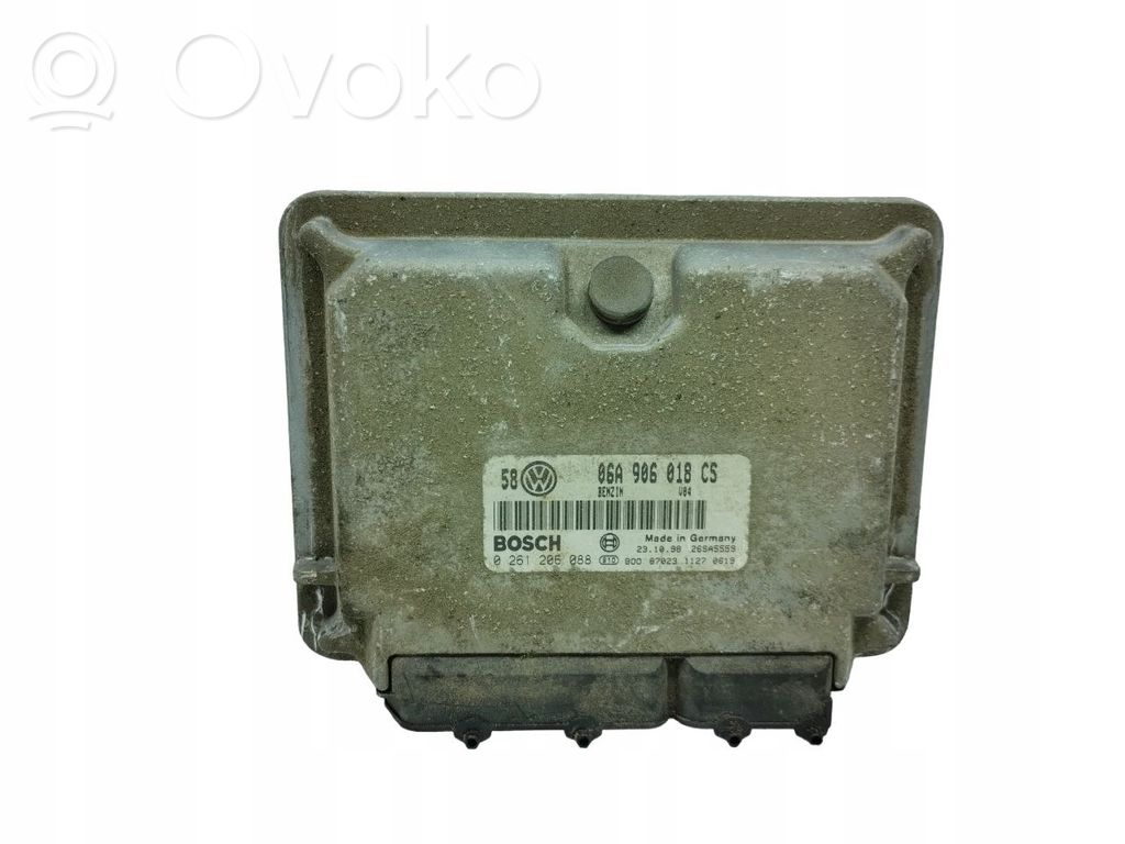 Volkswagen Golf IV Engine control unit/module 