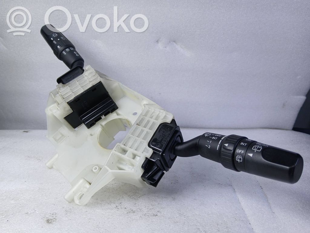 Mazda 5 Commodo, commande essuie-glace/phare 