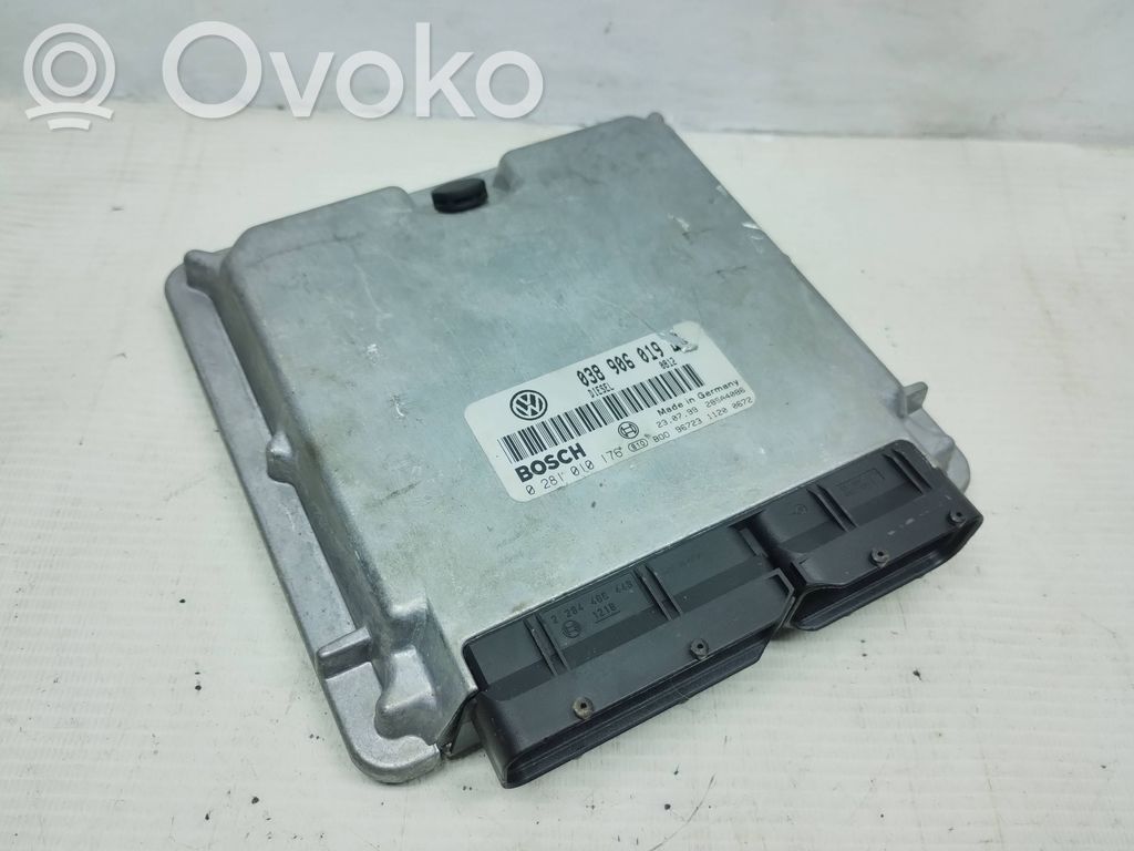Audi A4 S4 B5 8D Engine control unit/module 