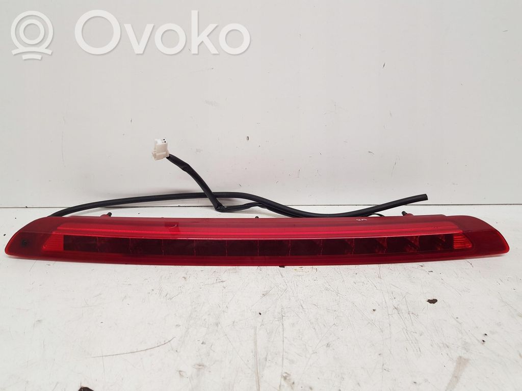 KIA Pro Cee'd I Third/center stoplight 