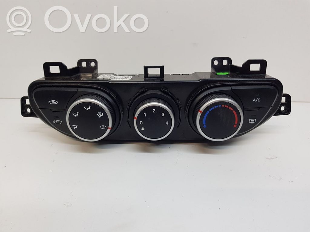 Hyundai i10 Climate control unit 
