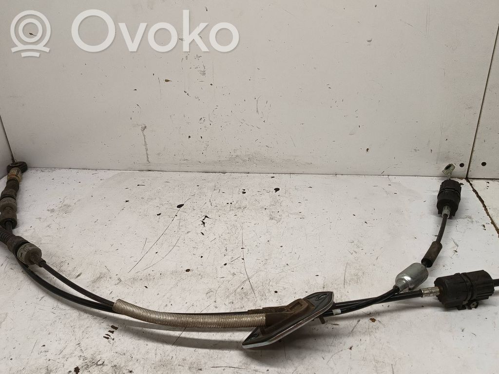 Hyundai i30 Gear shift cable linkage 