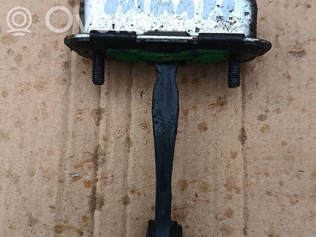 KIA Optima Etuoven pidätin 