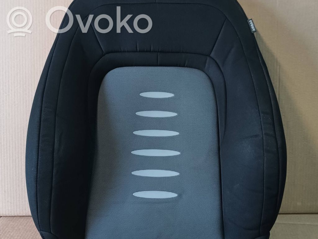 KIA Ceed Kuljettajan istuin 