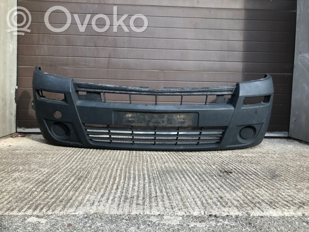 Opel Movano A Parachoques delantero 