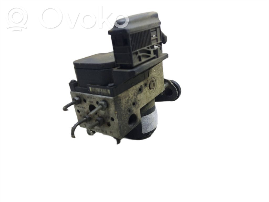 Mercedes-Benz E W211 ABS Pump 