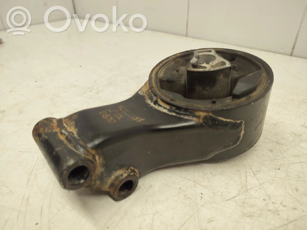 Chevrolet Cruze Engine mount bracket 
