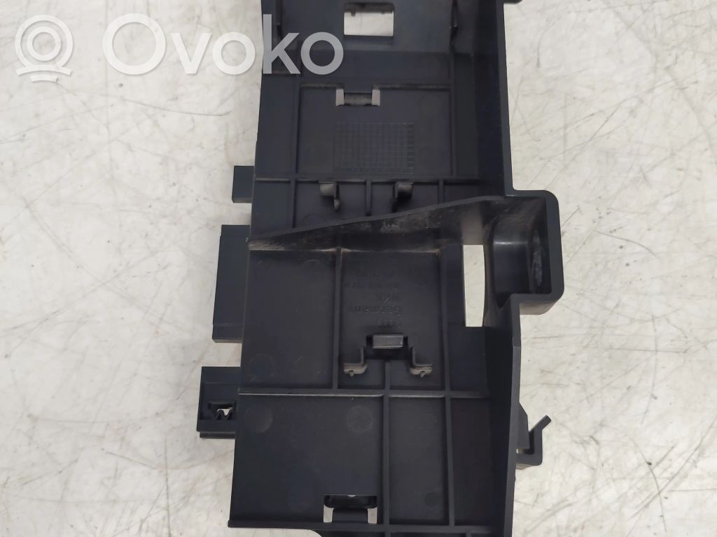 Audi A4 S4 B6 8E 8H Module de contrôle crochet de remorque 