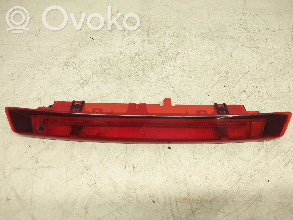 Ford Focus Third/center stoplight 