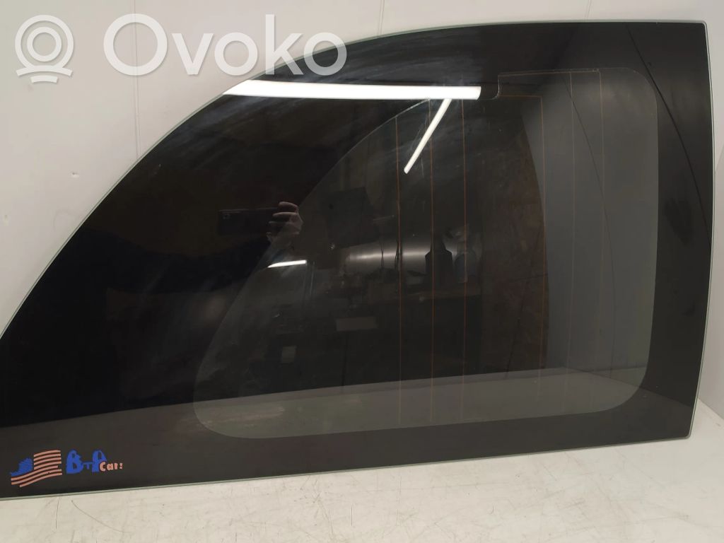 Rear side window