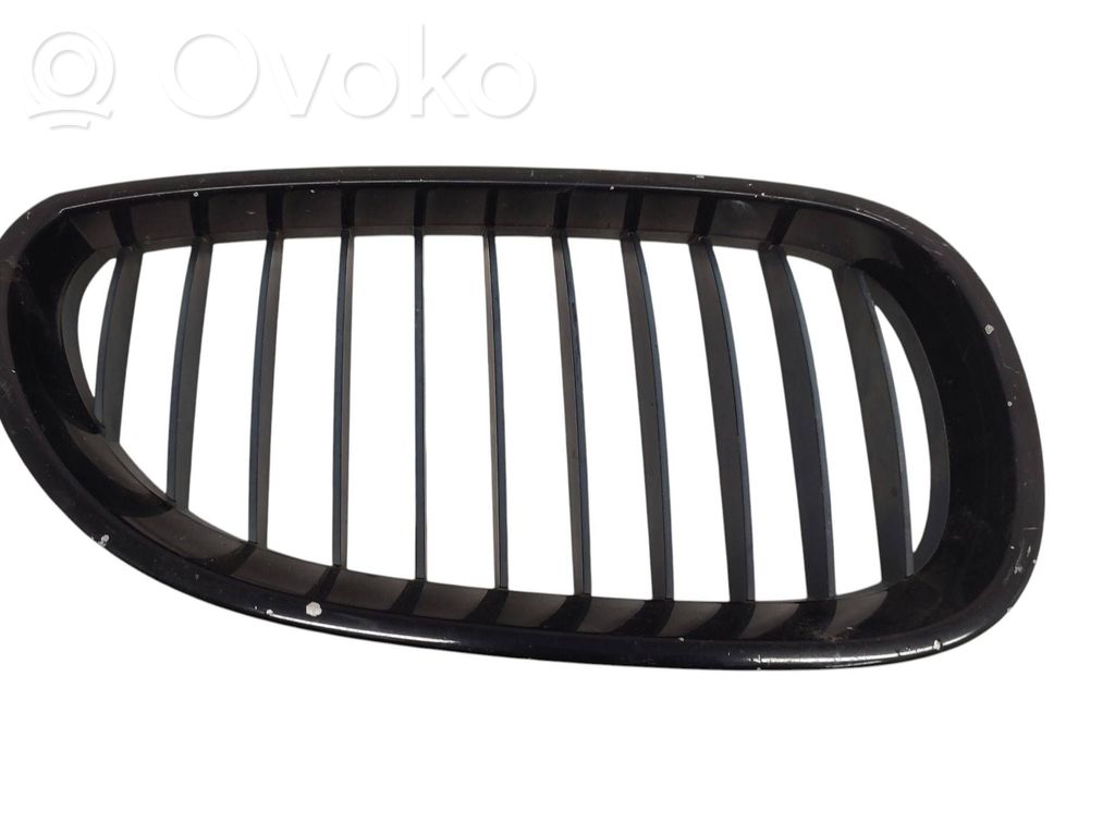 Front grill   7027062