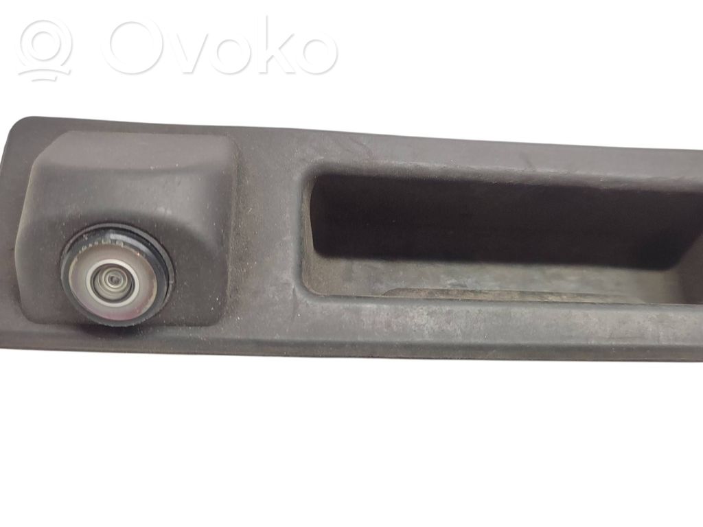 BMW X5 F15 Uchwyt / Rączka klapy tylnej / bagażnika z kamerą 