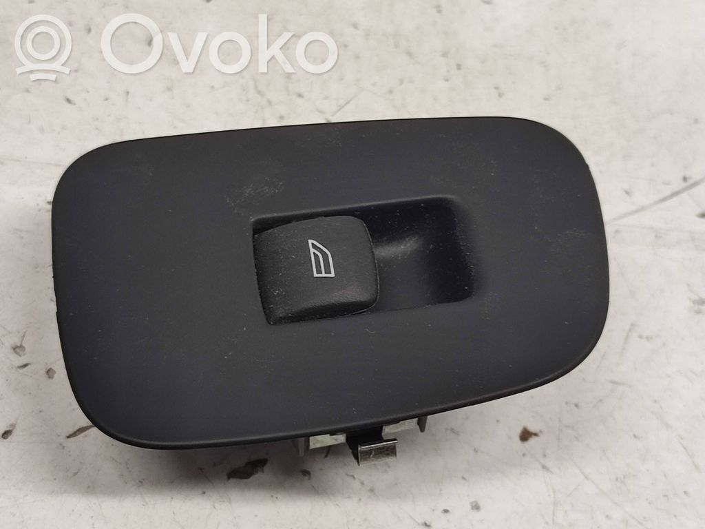 Volvo XC60 Electric window control switch 