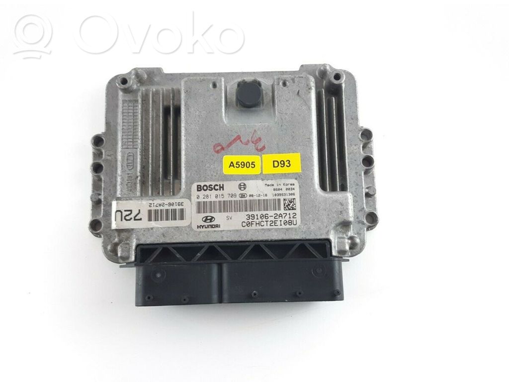 Hyundai i30 Engine control unit/module 