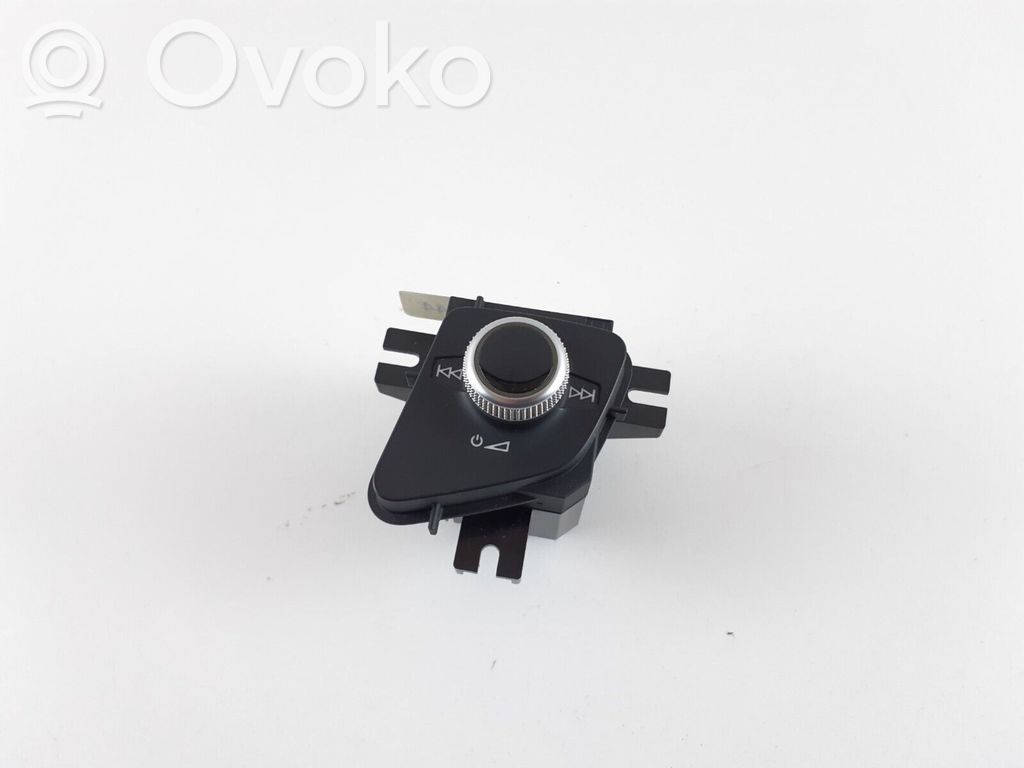 Audi Q7 4M Sound control switch 