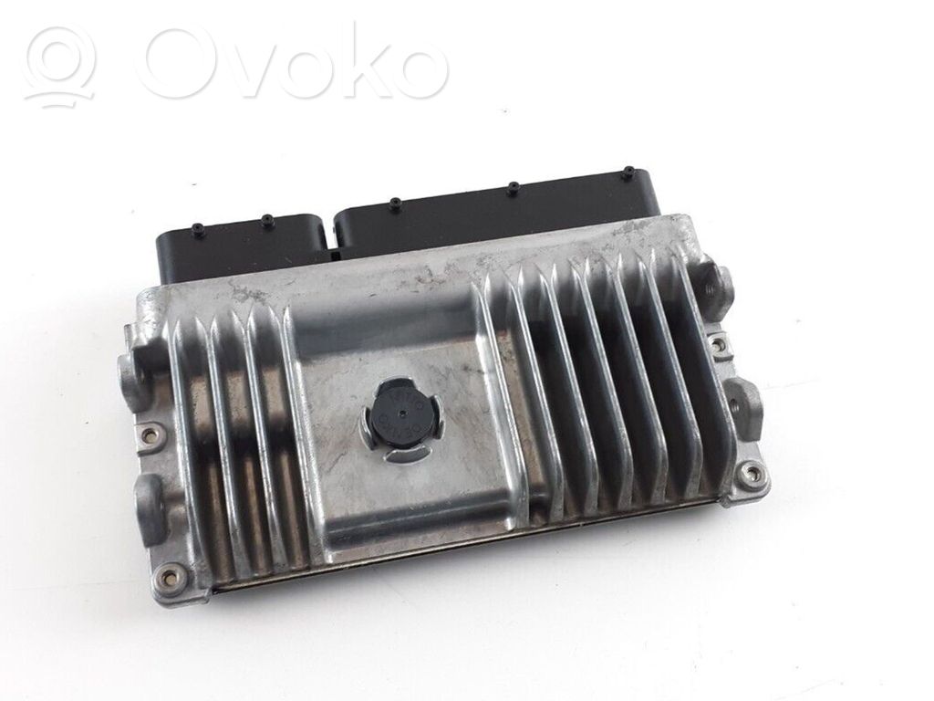 Lexus RX 450H Engine control unit/module 