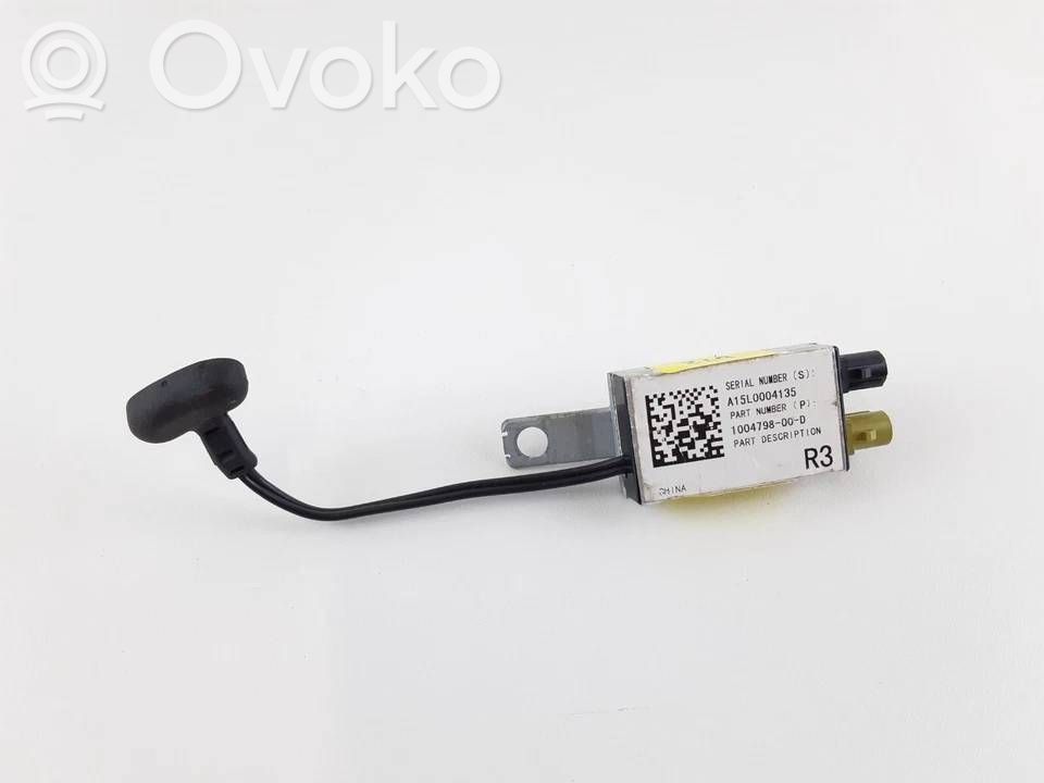 Tesla Model S Antenos stiprintuvas 