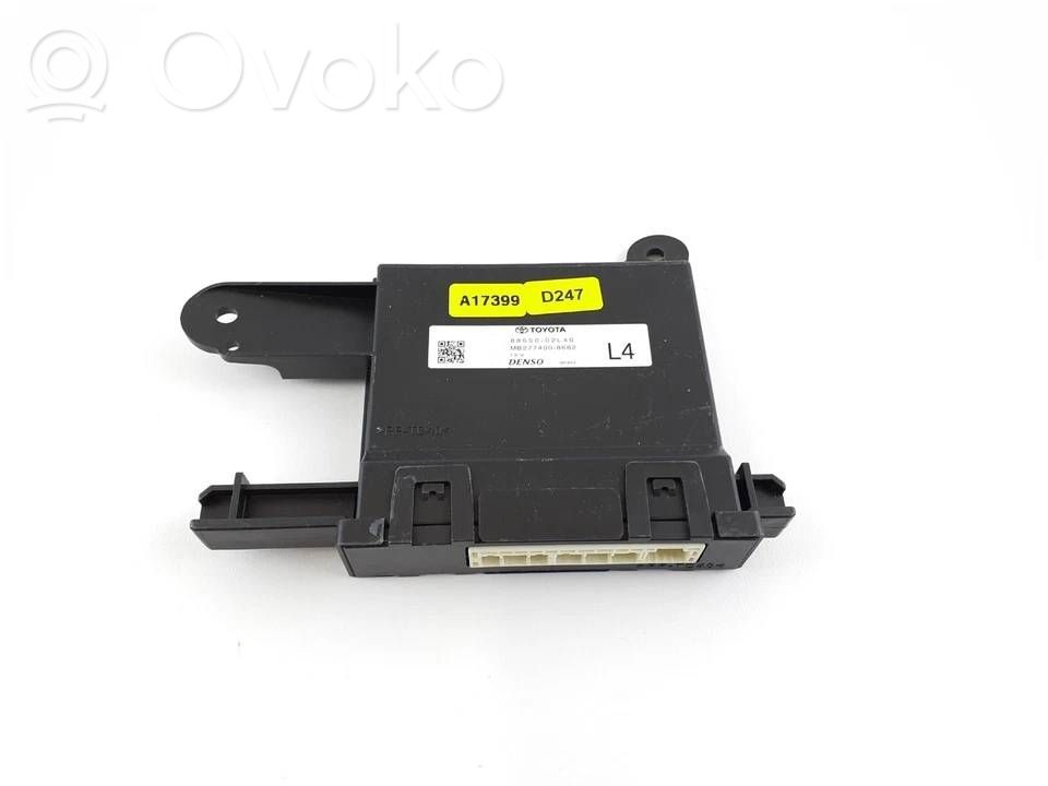 Toyota Corolla E120 E130 Air conditioner control unit module 
