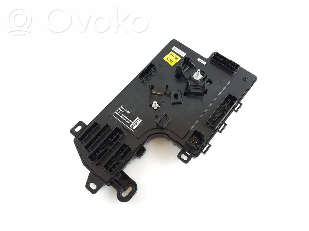 Tesla Model 3 Module confort 