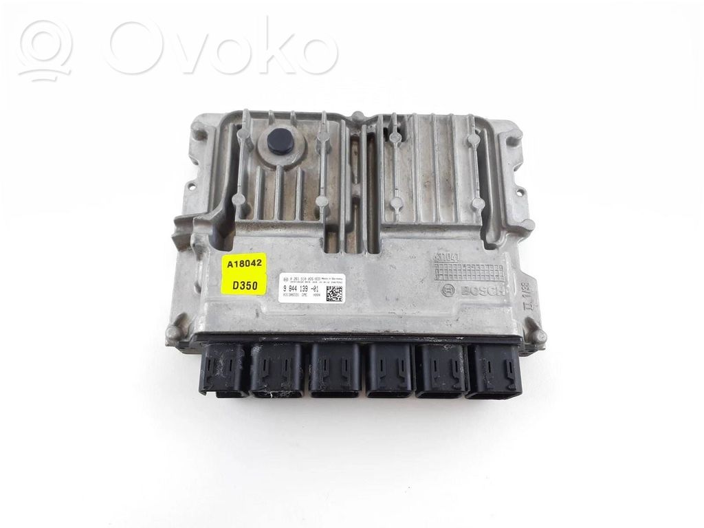 BMW 3 G20 G21 Engine control unit/module 
