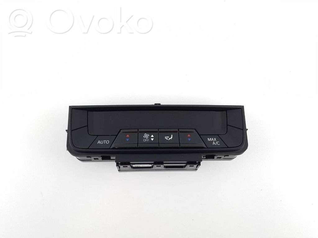 BMW iX Climate control unit 