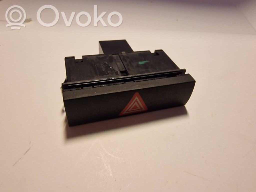 Audi A6 S6 C6 4F Botón interruptor de luz de peligro 