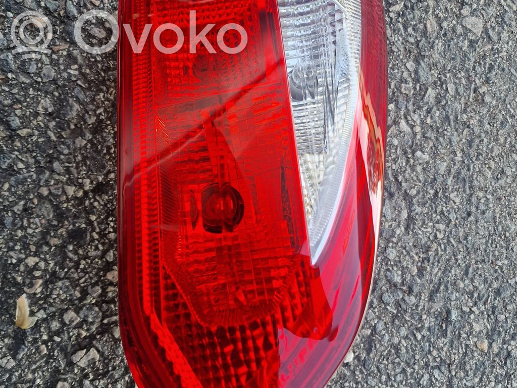 Ford Focus Tailgate rear/tail lights 