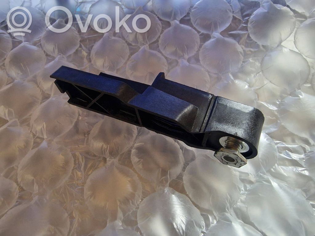 Front bumper mounting bracket   4F0807227,4F0807771