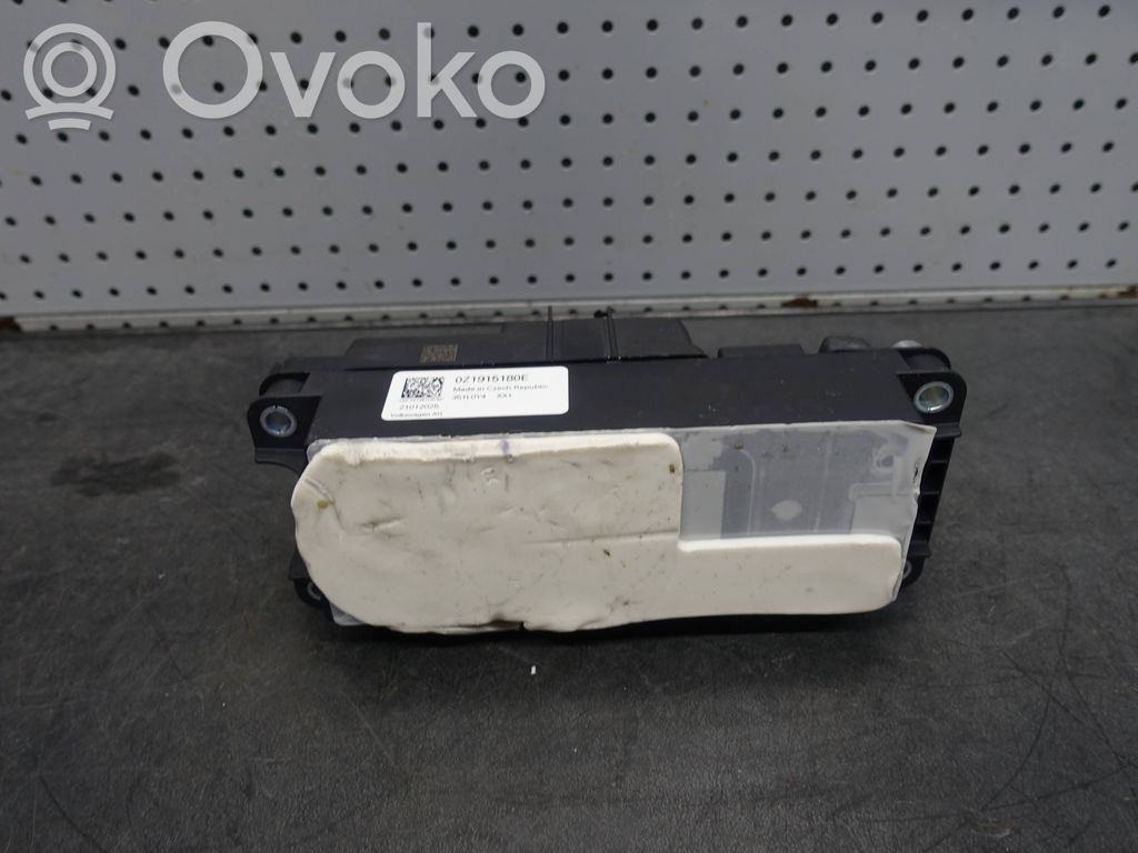 Audi Q4 Sportback e-tron Akun ohjainlaite 