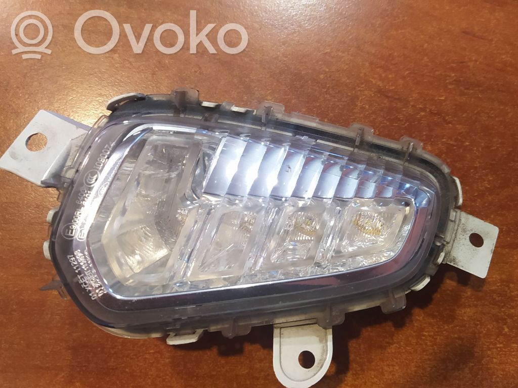 Volvo V40 Proiector lumini zi LED 