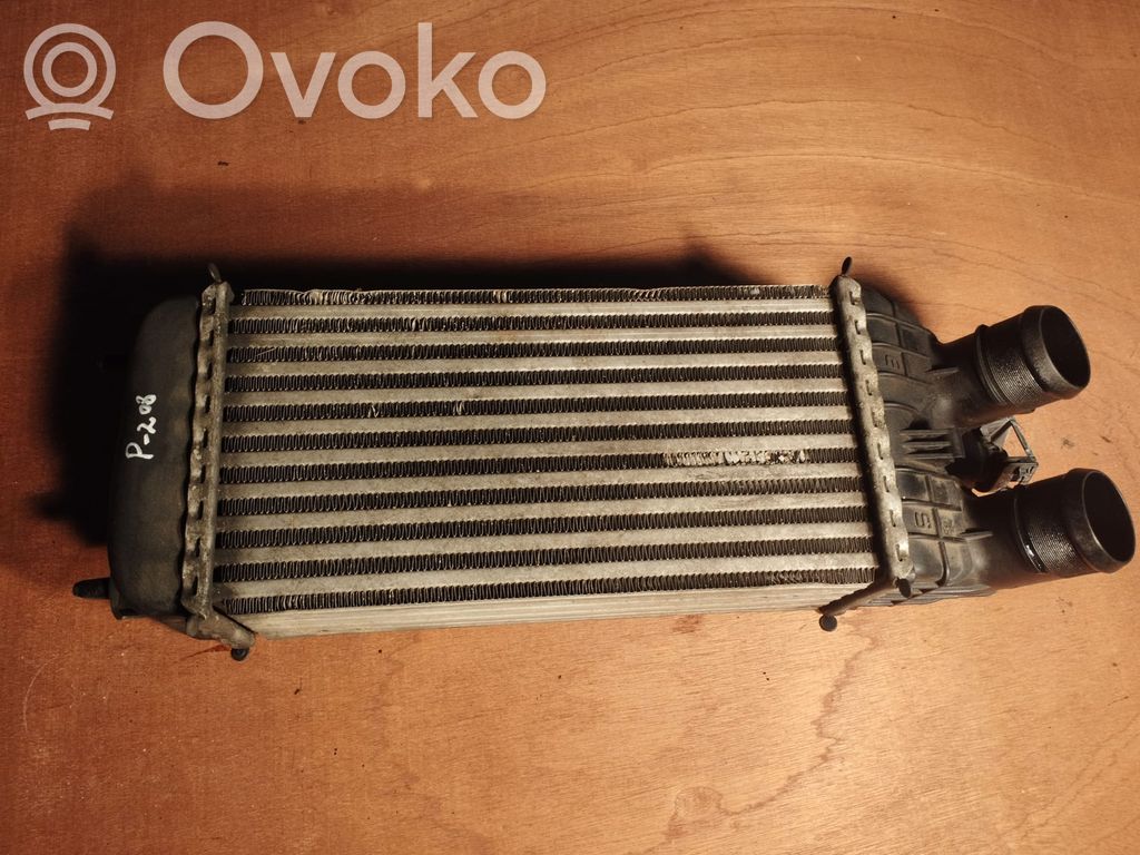 Peugeot 208 I Intercooler radiator 