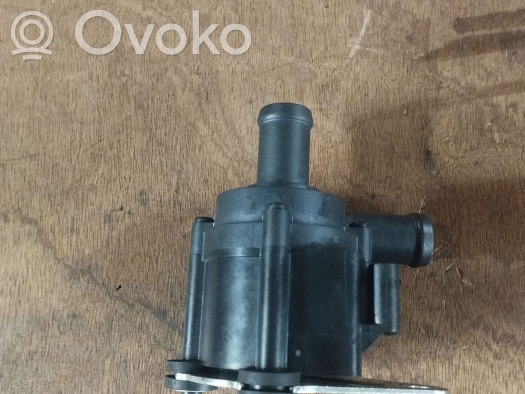 Volvo V40 Pompa cyrkulacji / obiegu wody 
