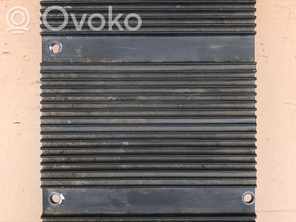 Volvo XC90 Garso stiprintuvas 