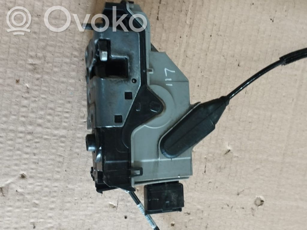Peugeot 2008 I Takaoven lukko 