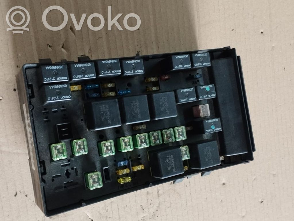 Chrysler Voyager Fuse module 