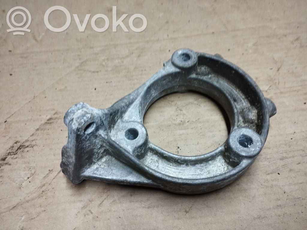 Łapa / Mocowanie skrzyni biegów   4641977AB