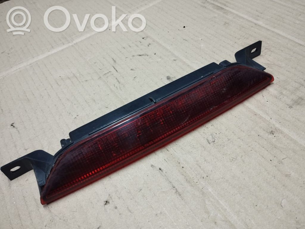 Dodge Caliber Third/center stoplight 