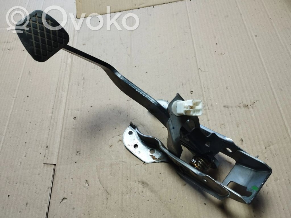 Honda Accord Clutch pedal 
