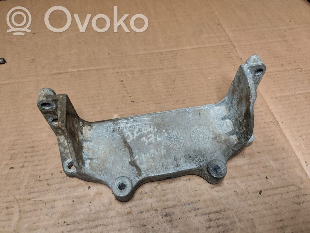Jeep Cherokee III KJ Engine mounting bracket 