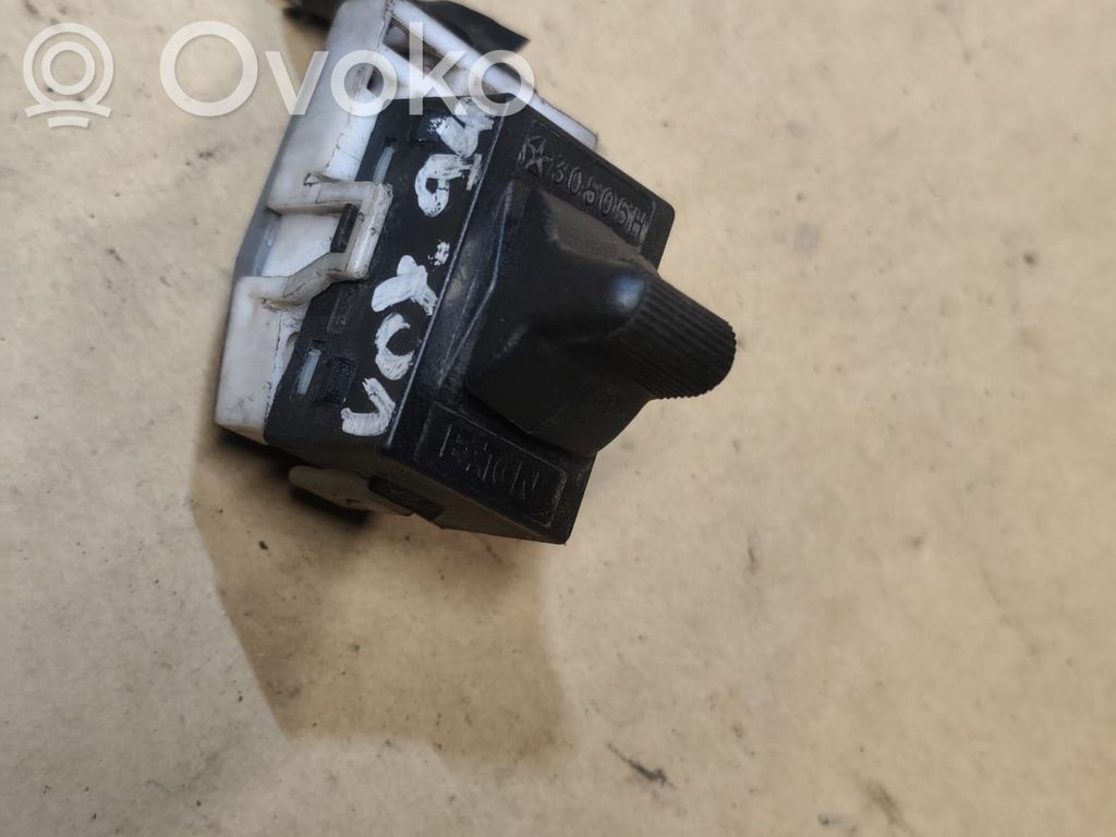 Chrysler Grand Voyager II Electric window control switch 