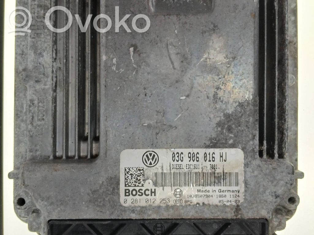 Volkswagen Golf V Engine control unit/module 