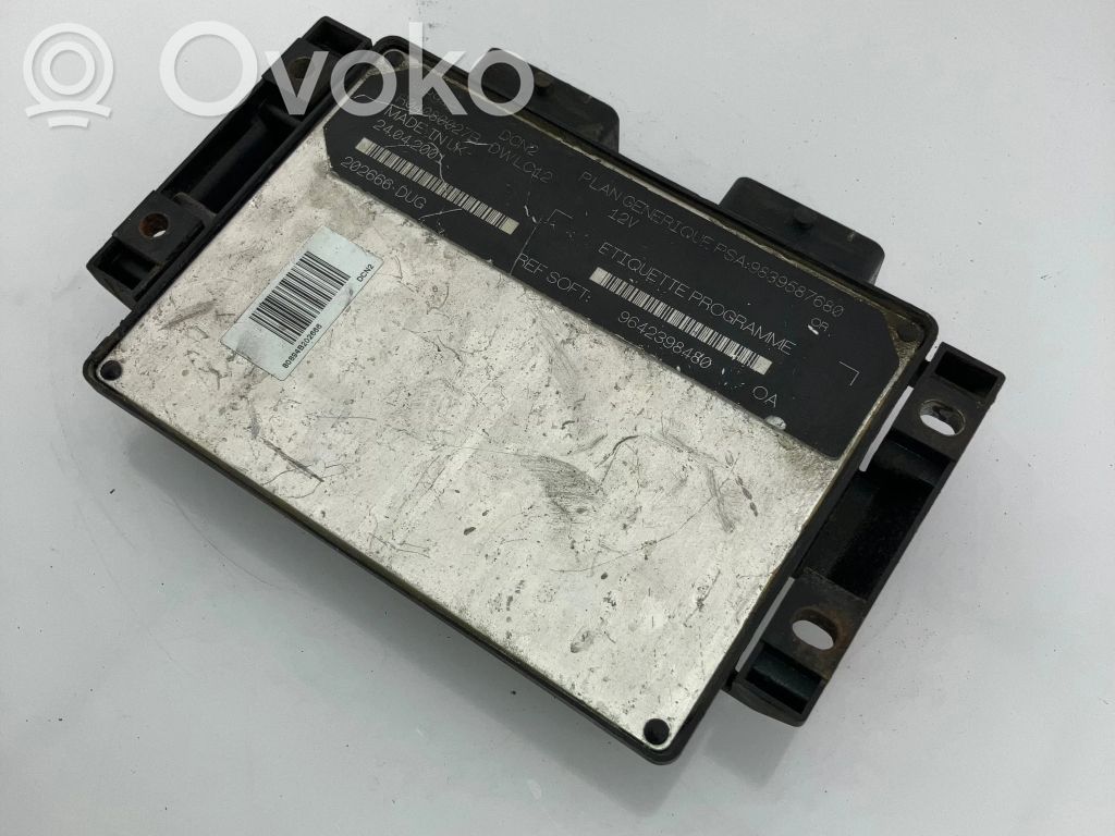 Citroen Berlingo Engine control unit/module 