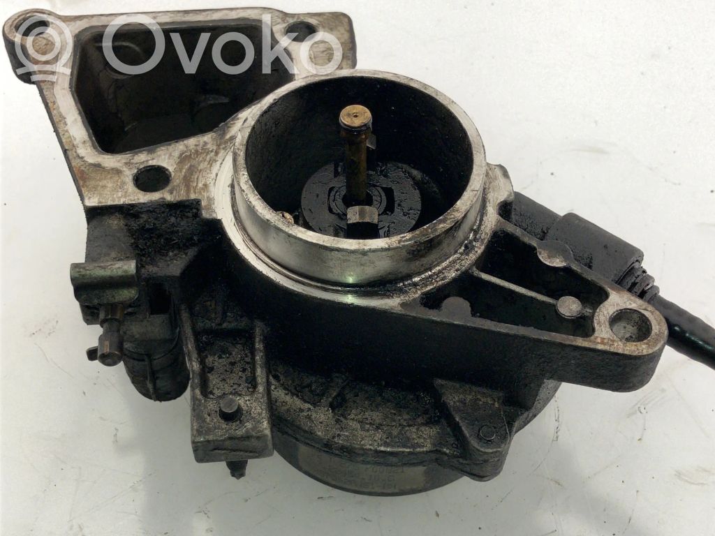 Ford Mondeo Mk III Vakuumo pompa 